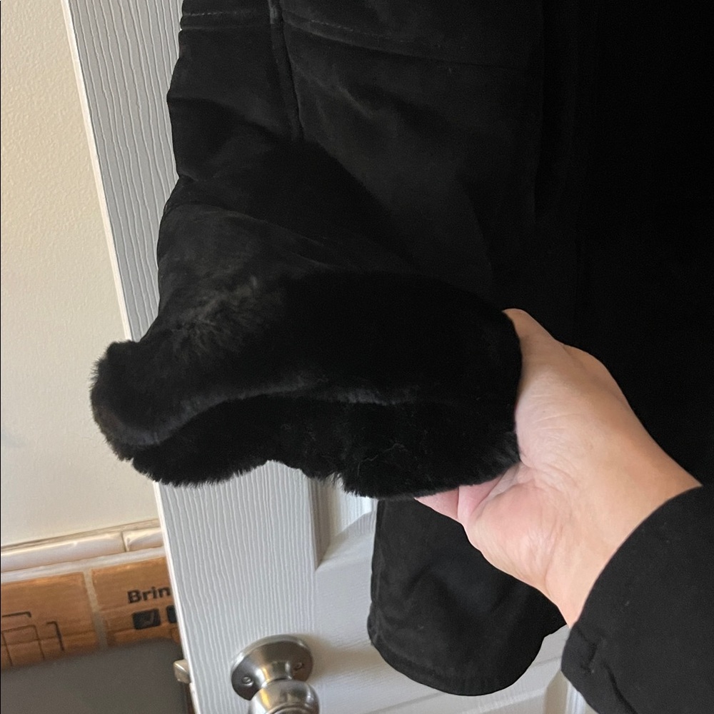 Gallery Black Leather(Suede)Button Front Winter Coat. Size M - Picture 4 of 10